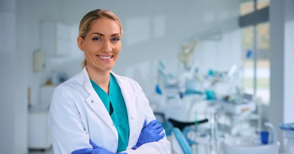 What to Expect with a Cosmetic Dentist in Palm Desert